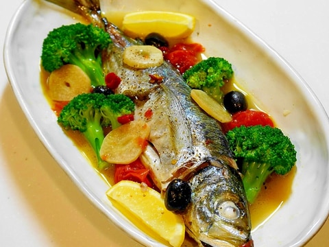 アジ丸ごとだから~旨味も丸ごと!鯵のアクアパッツァ